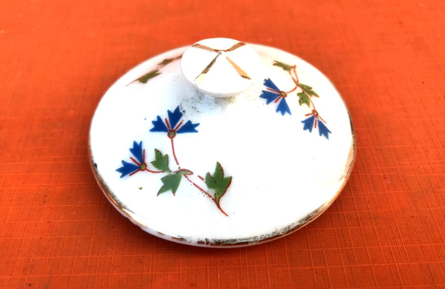 1900s Porcelain cream jug with Forget-me-not decoration