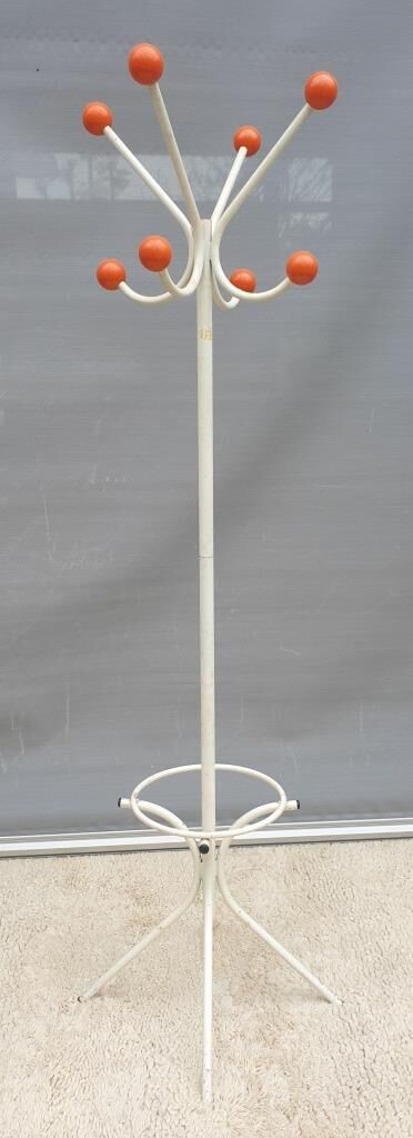 Rotating coat racks 8 balls orange casimir 1970