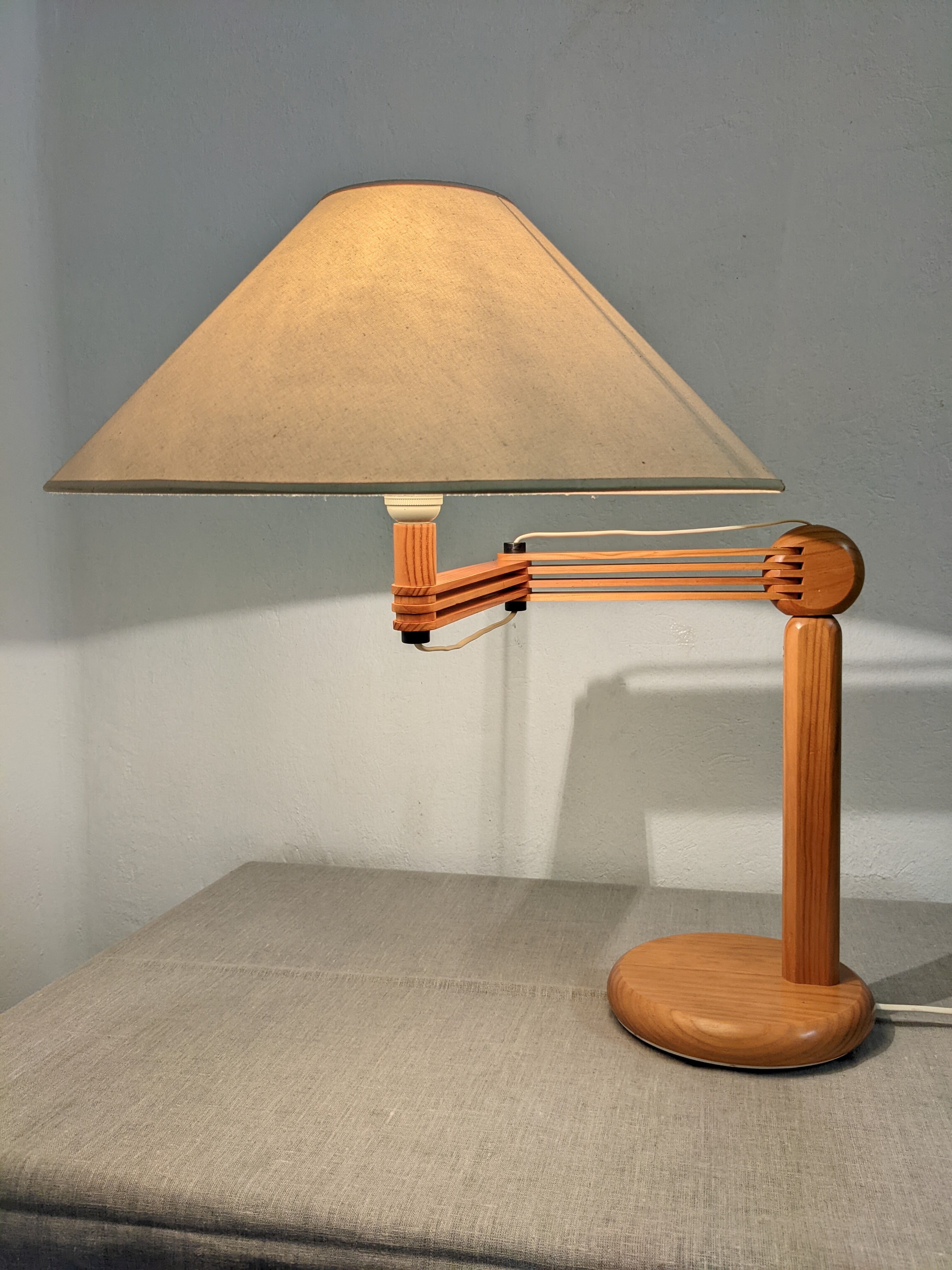 Scandinavian articulated pitchpin lamp from the 70s/80s