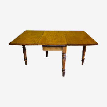 Victorian Mahogany Gateleg Table, 19th Century