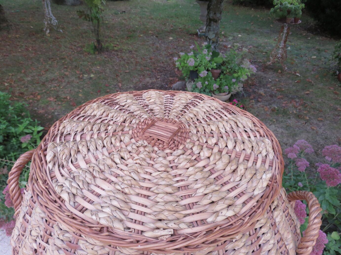 Rattan basket