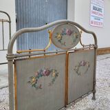 Lit en fonte décorées de fleurs époque 19ème