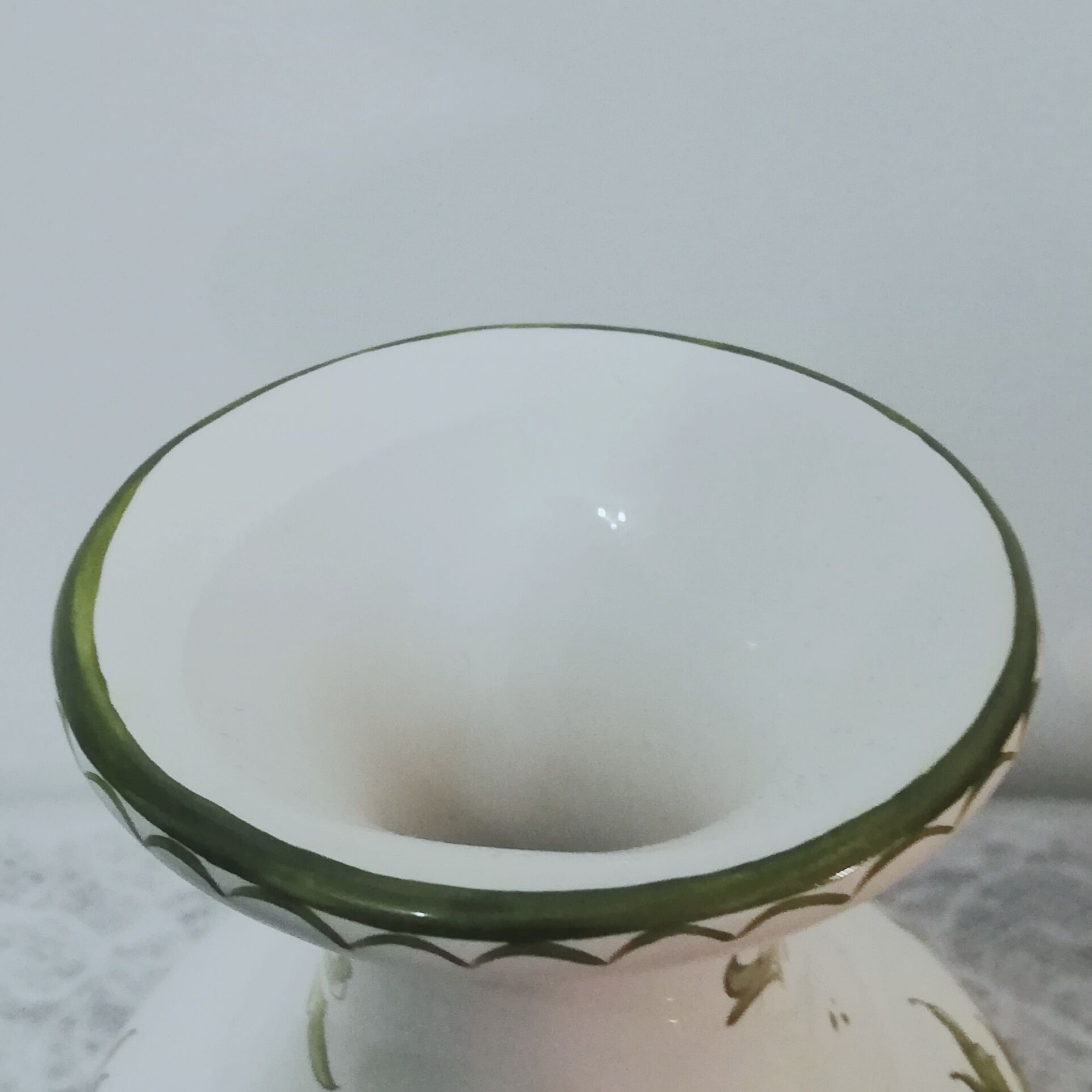 Vase in faience of Moustiers height 18 cm