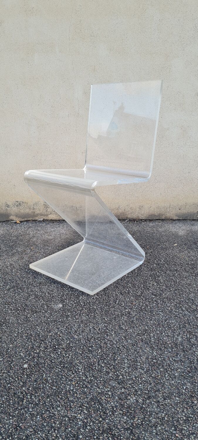 Plexiglas chair zigzag 1970
