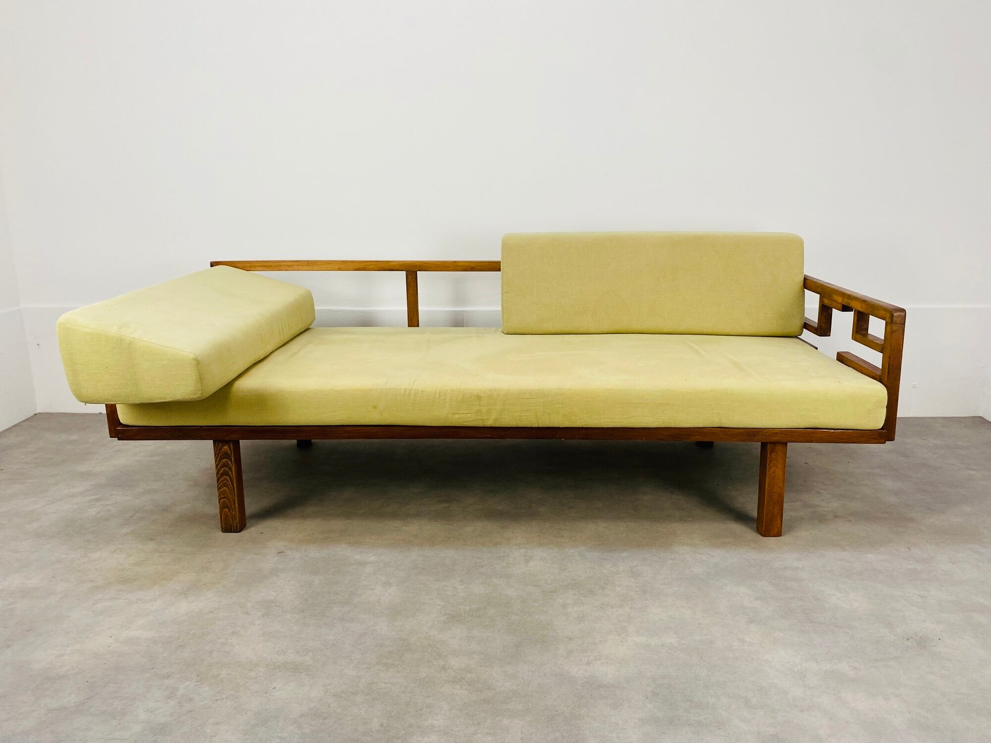 Scandinavian style daybed sofa 50s Yugoslavia