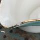 Plat creux et saucière ceranord frsnce en semi porcelaine blanc et mint vintage et collector
