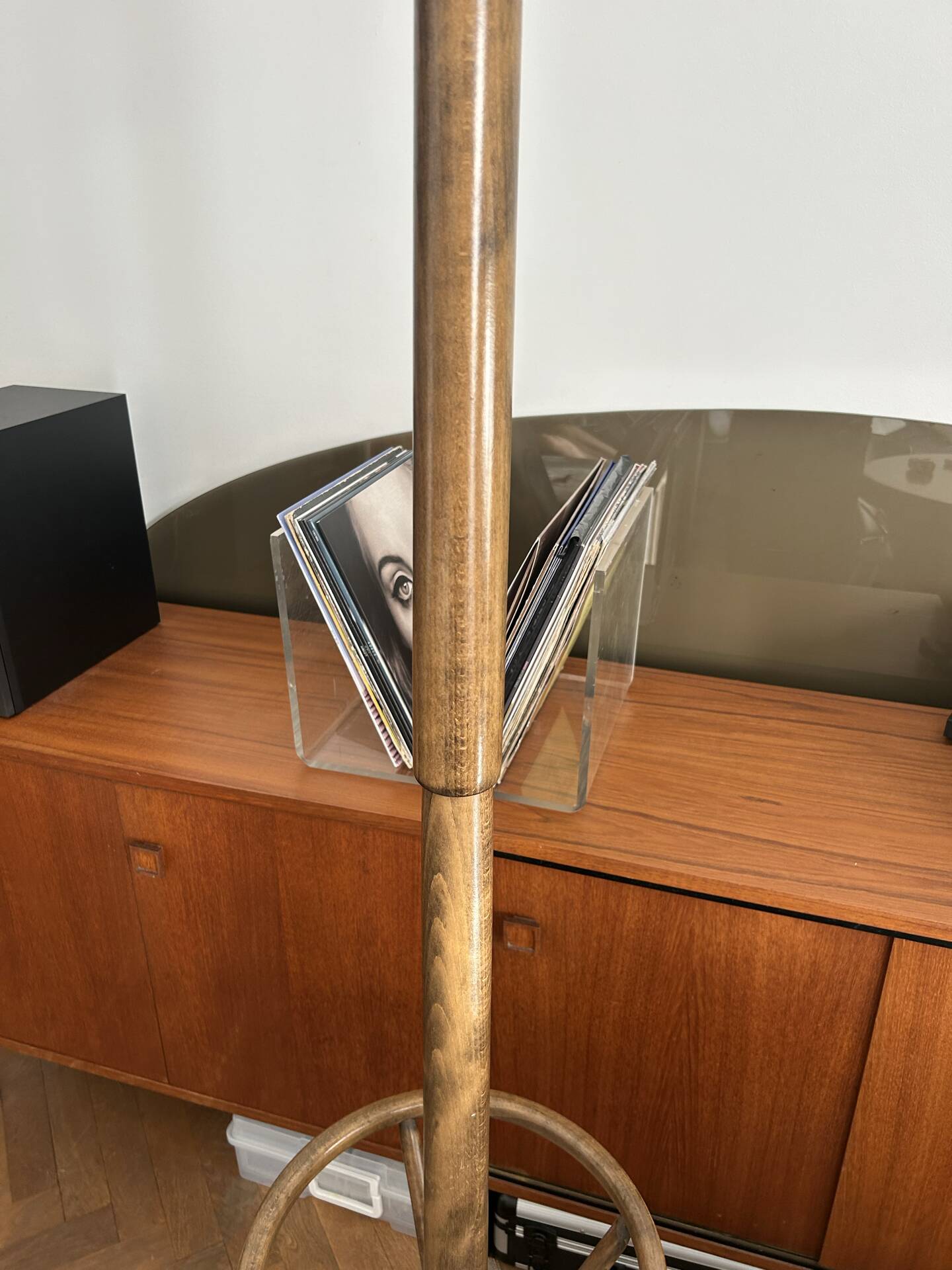 Baumann coat rack, swivelling parrot design from the 60s/70s in wood.