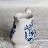 Vintage milk jug in English porcelain The Hunter by Myott