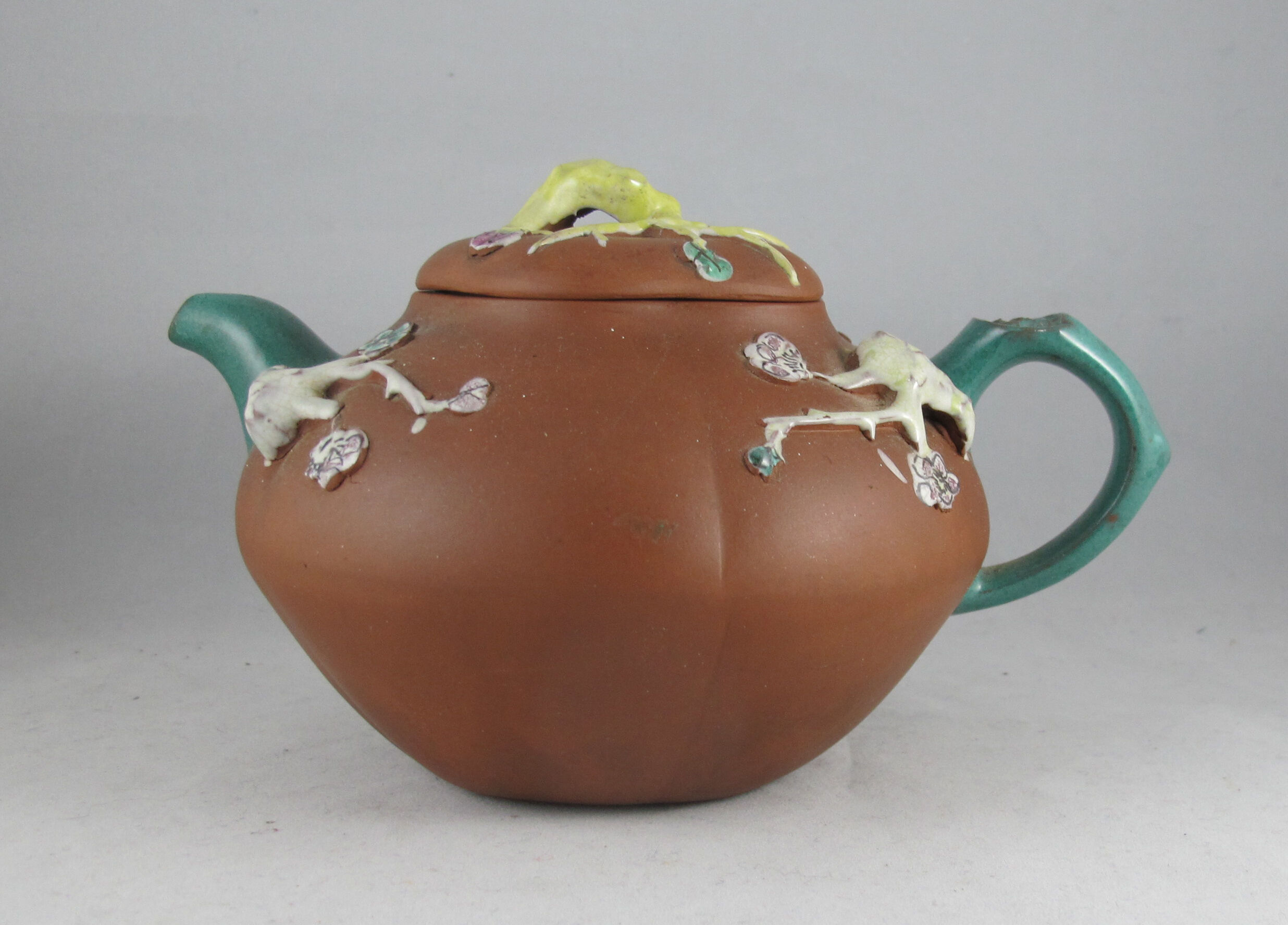 Former YI XING Chinese terracotta teapot China