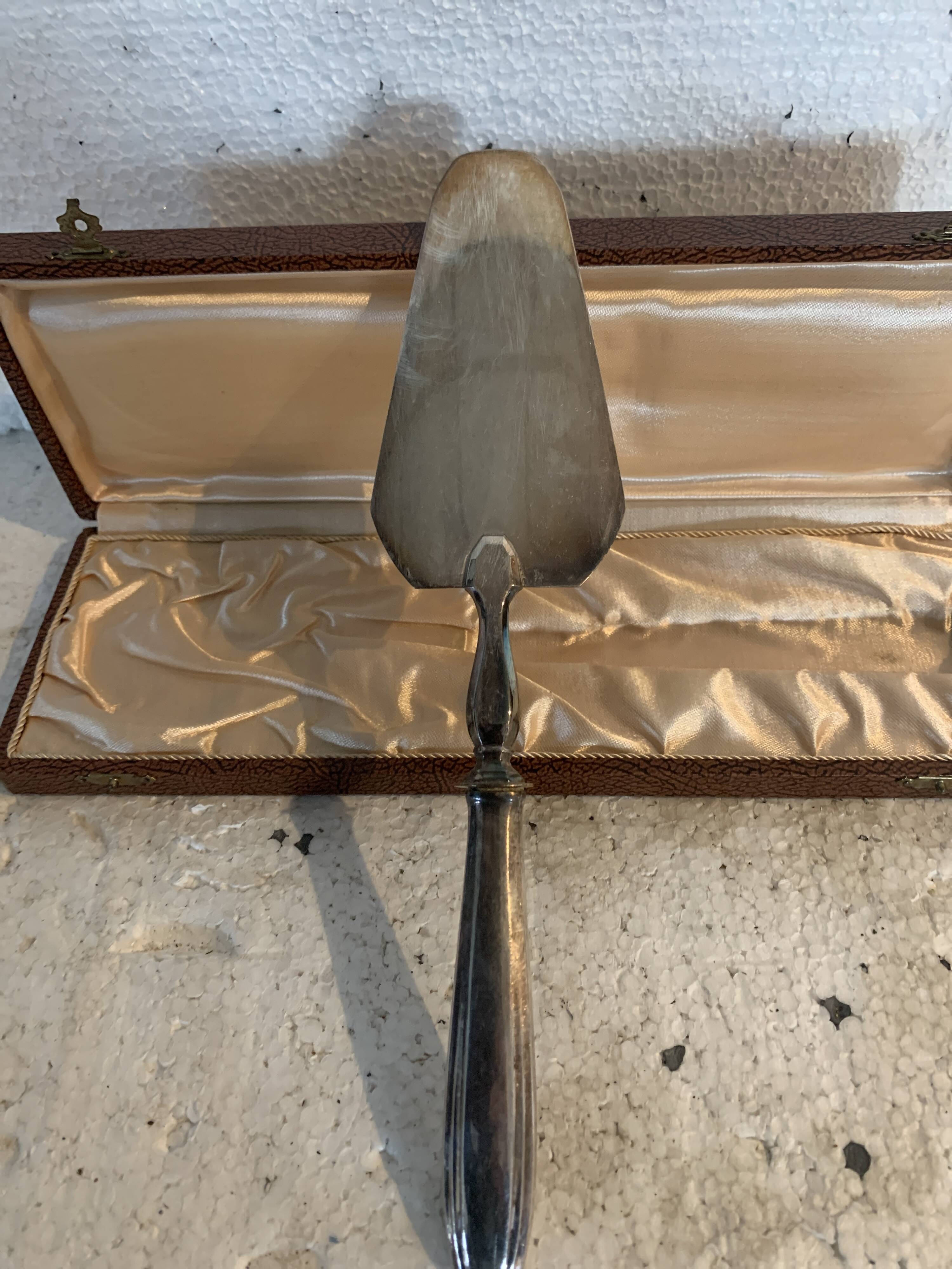 Art Deco style pie server in silver metal, 20th century