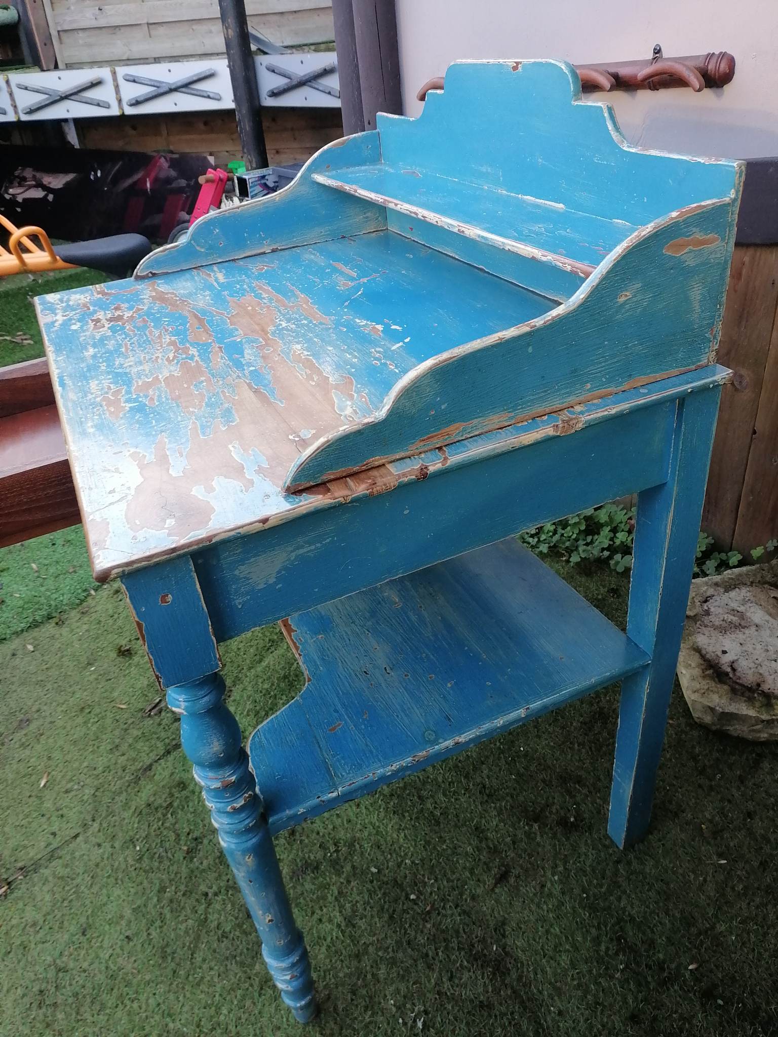 Toilet cabinet used in office