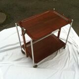 Folding wheels serving