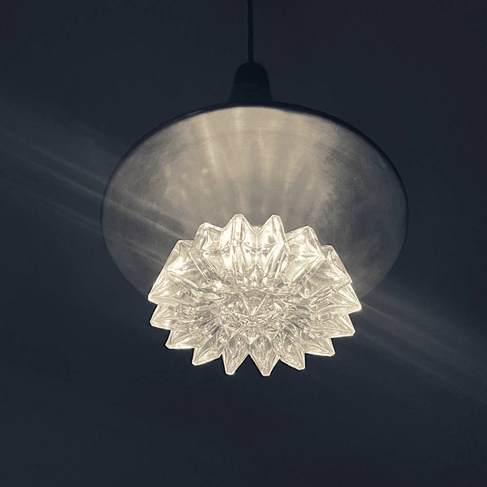 Lampe suspendue en aluminium argenté de l'ère spatiale
