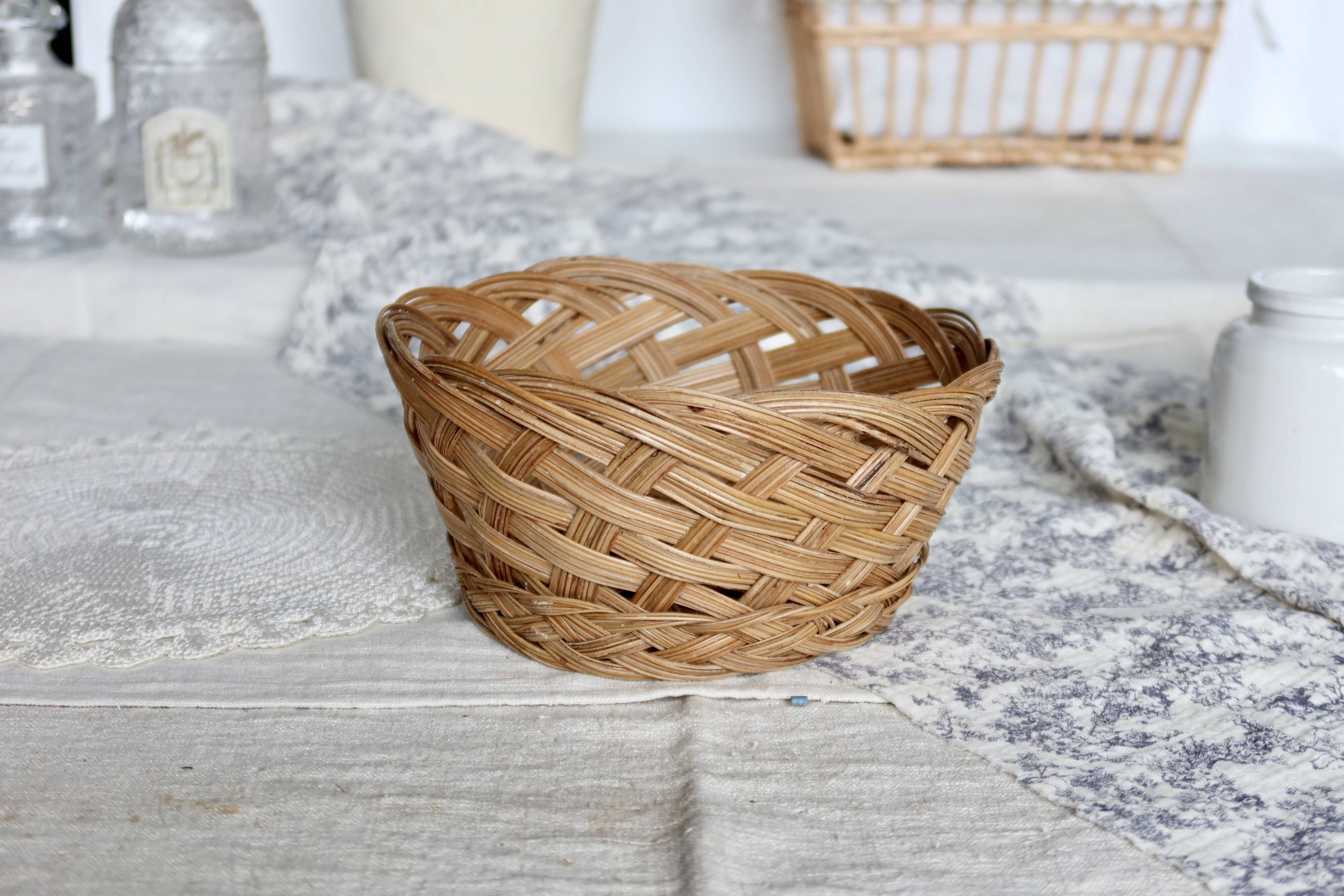 Vintage Round Natural Wicker Basket - Rustic Cross Weave