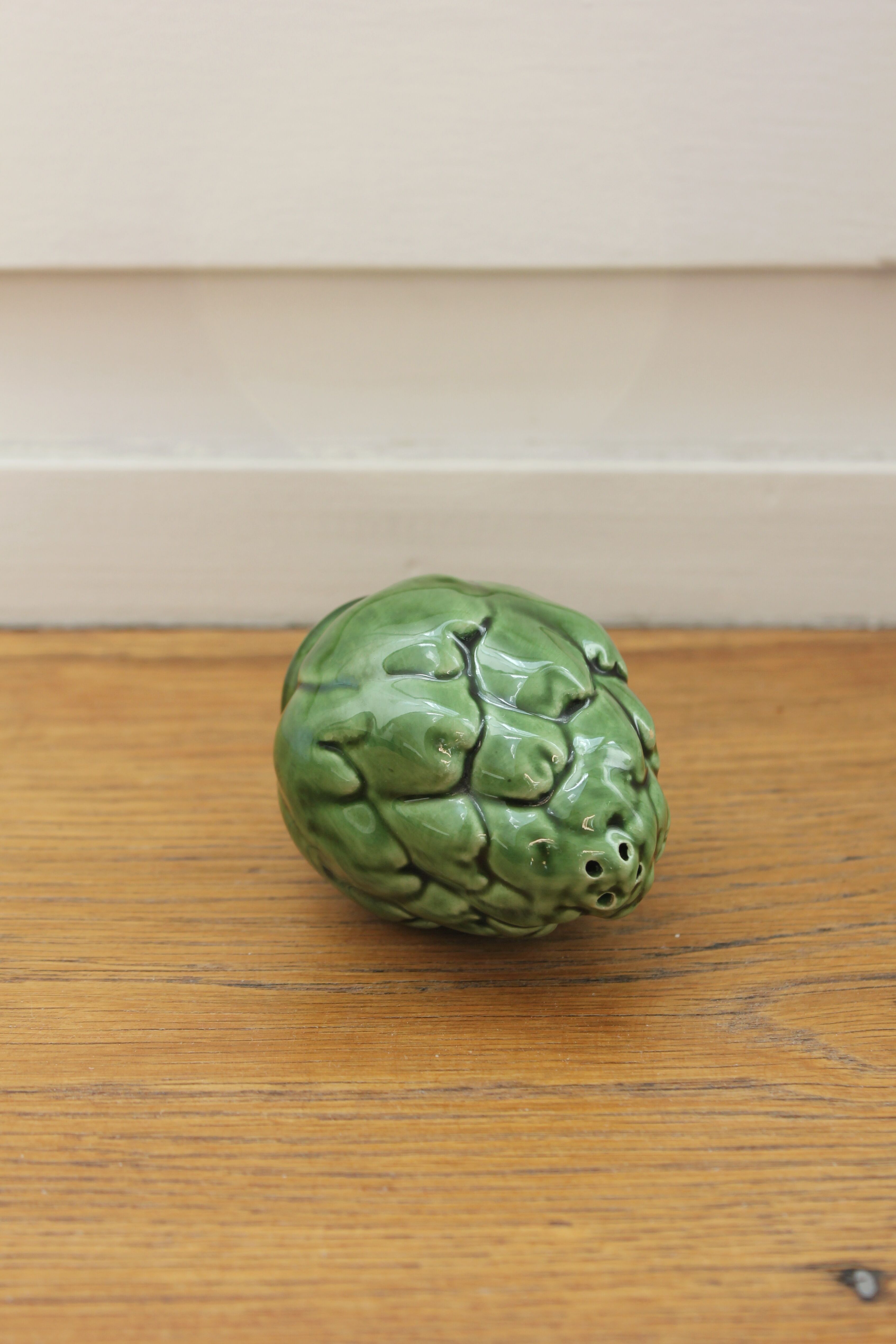 Artichoke salt shaker in vintage slurry