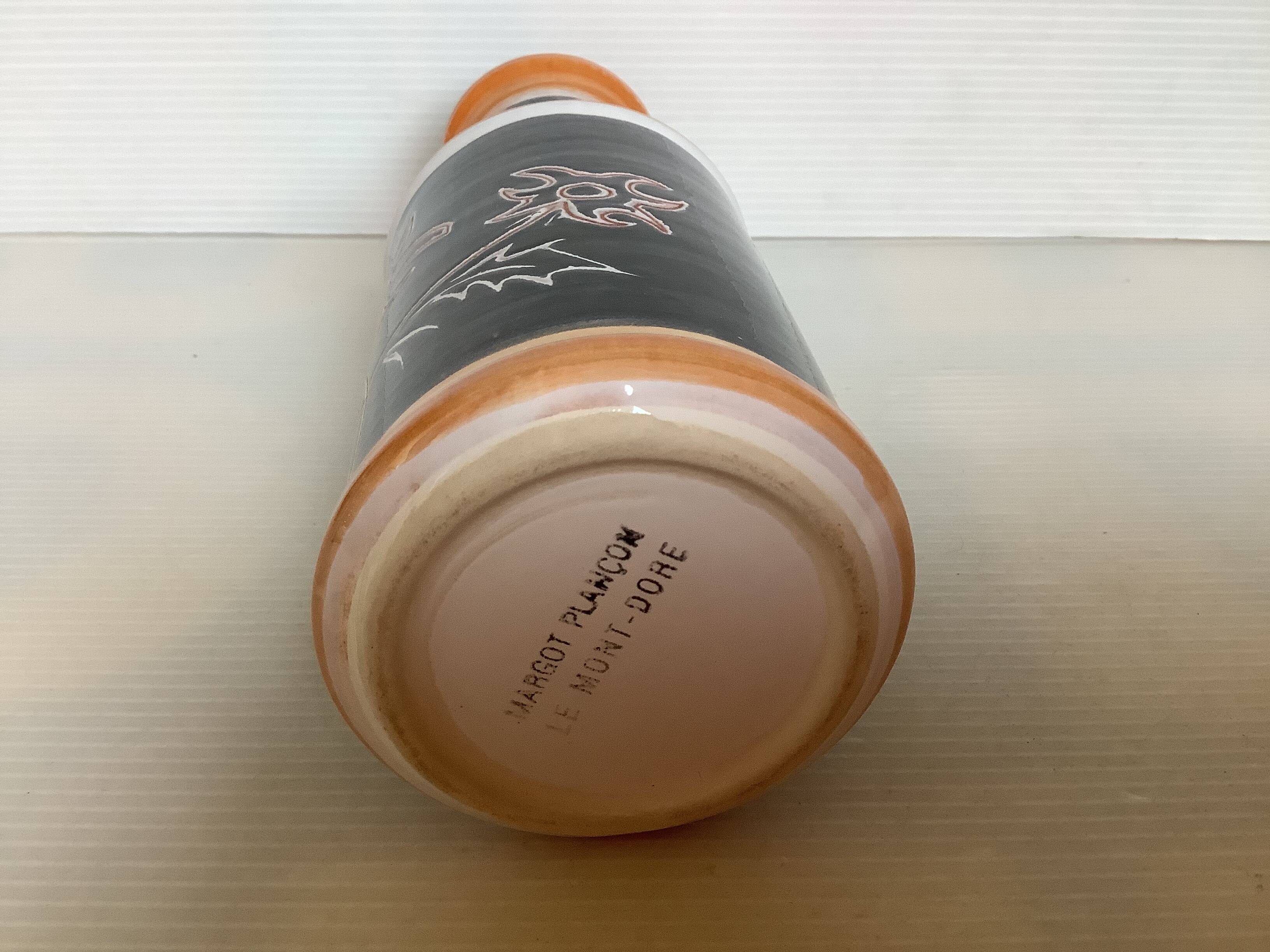 Zoomorphic vase and flowers Margot Plançon