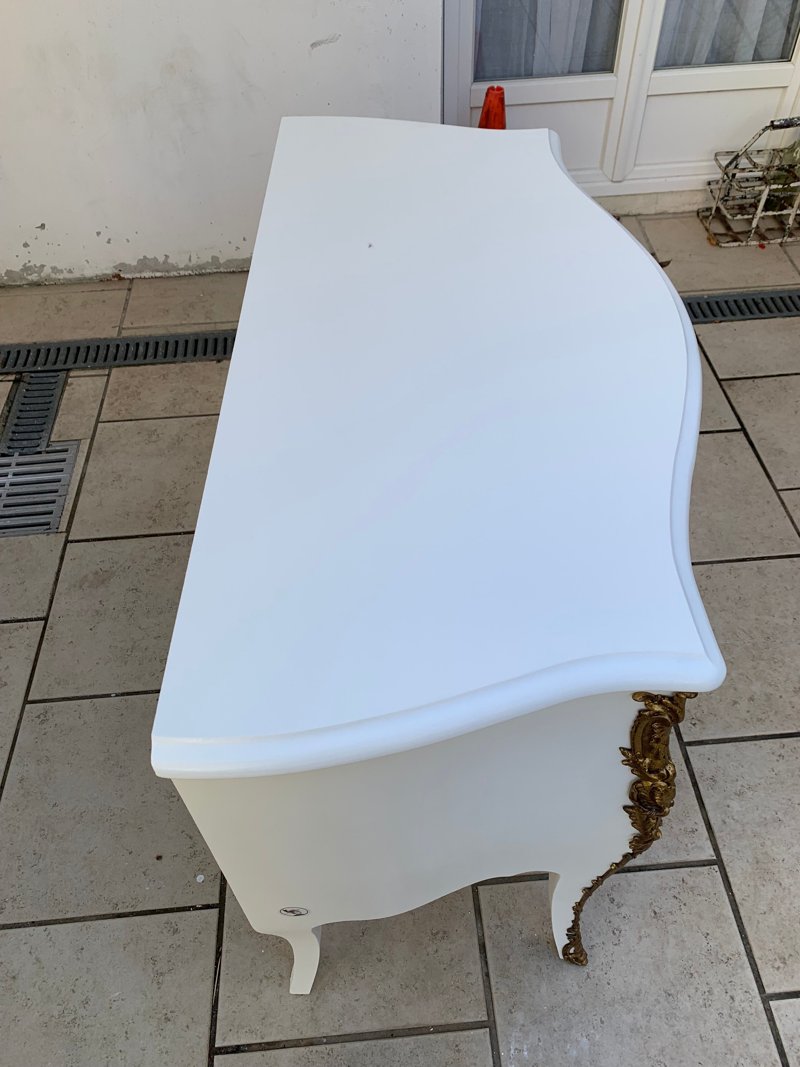 Louis XV chest of drawers