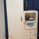 Asymmetrical cabinet