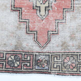 4x9 handmade distressed wool vintage rug 267x129cm