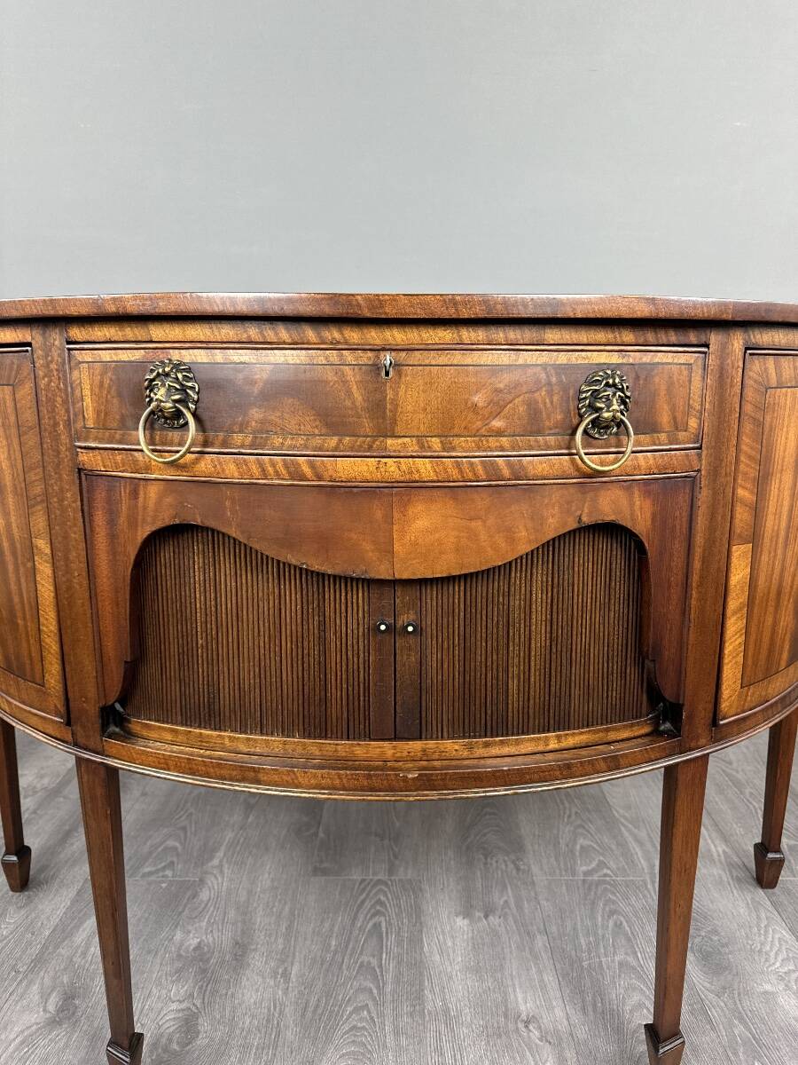 Half-moon buffet, Louis XVI style, 19th century