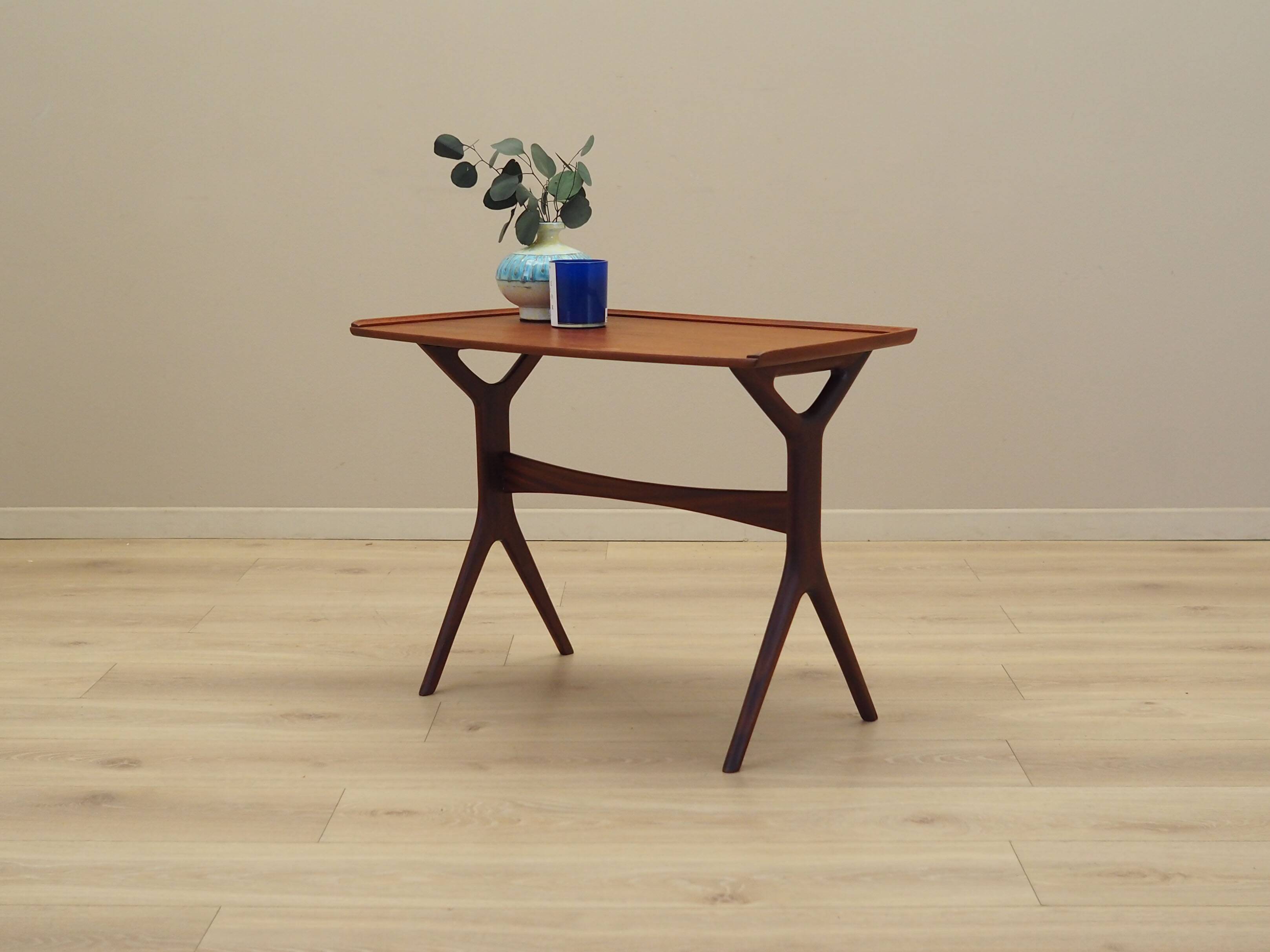 Teak coffee table, Danish design, 1970s, production: Denmark