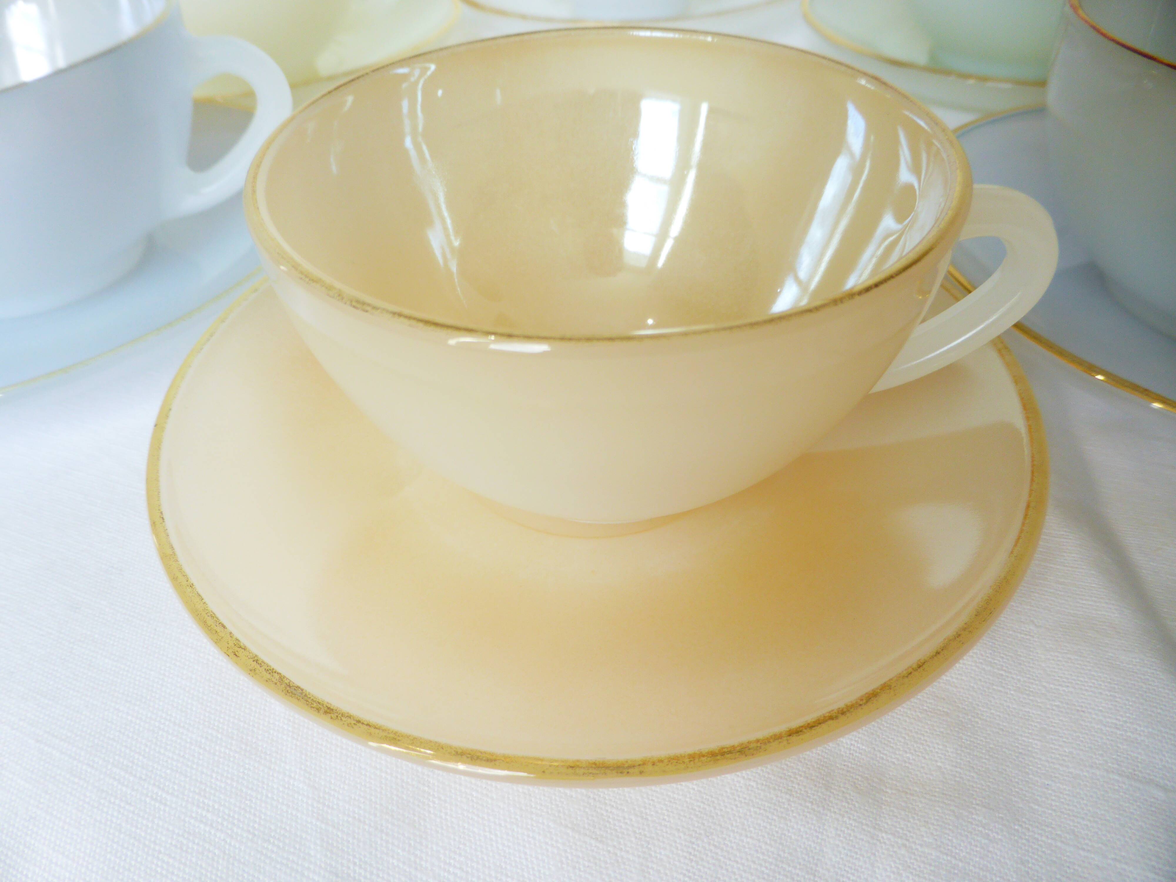 6 cups and saucers harlequin 220651