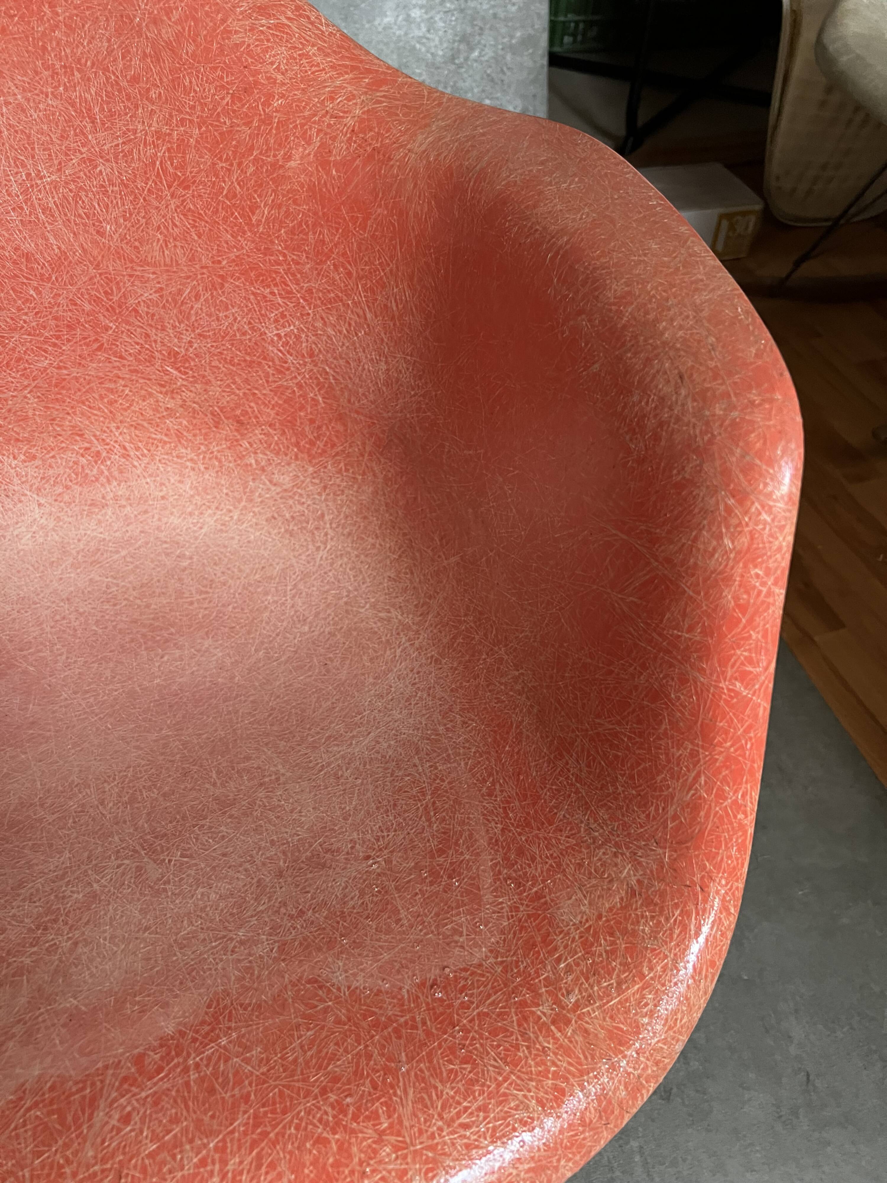 EAMES RAR ROCKING CHAIR HERMAN MILLER 60s design no Vitra