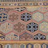 Kilim Rug Made By The Gashgai Tribes In Iran: 1.60 X 2.95 Meters