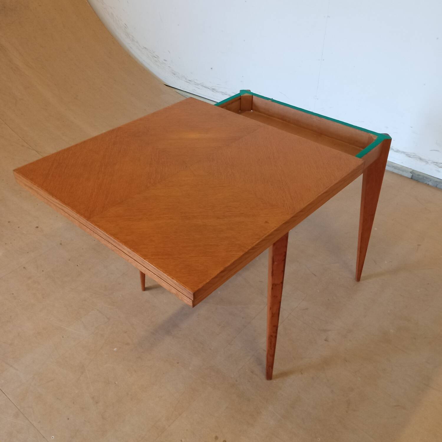 Vintage oak veneer table - 1960s