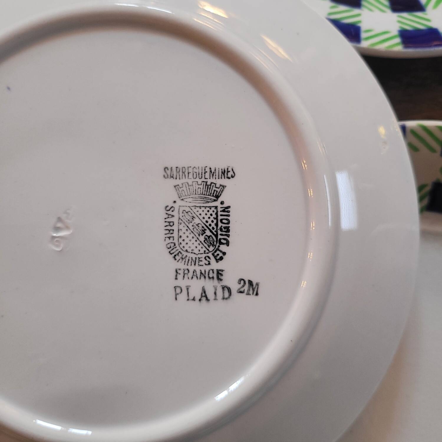 Digoin Sarreguemines dessert plates – Plaid pattern – 1970s