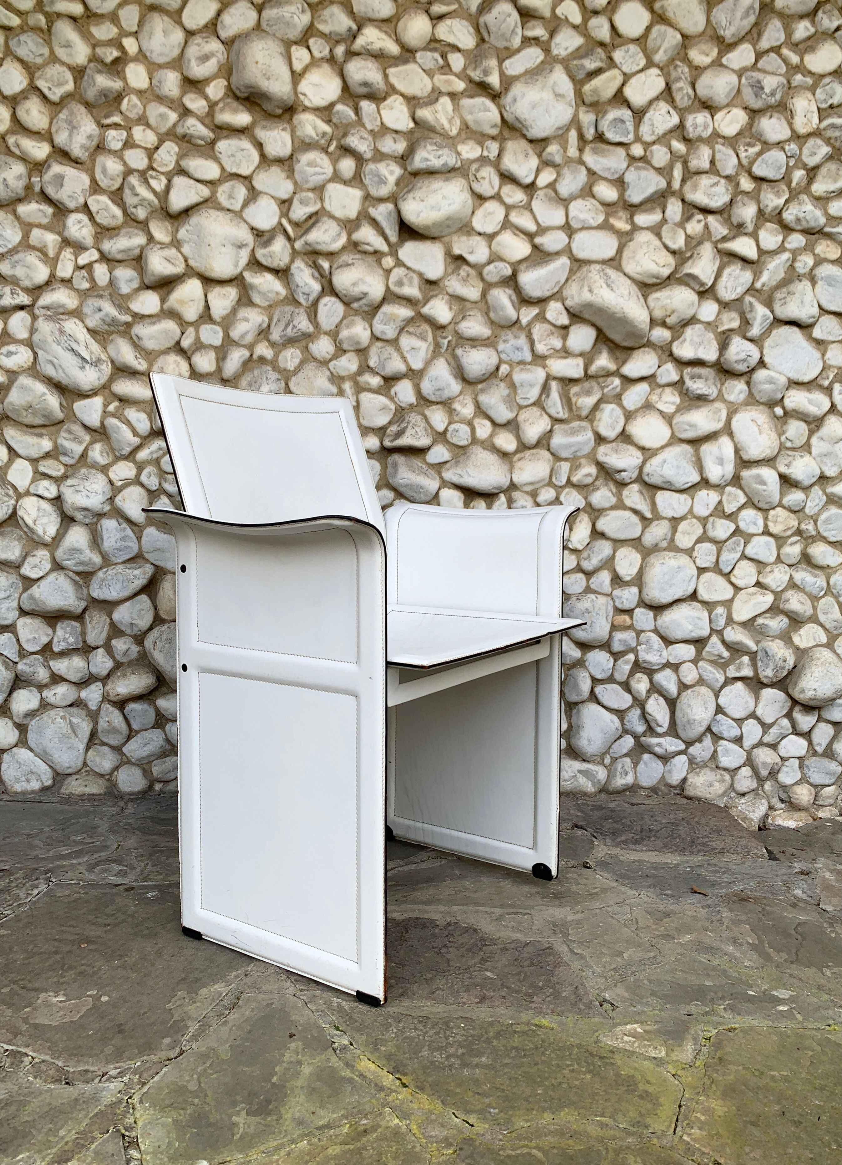 White leather armchair, Tito Agnoli for Matteo Grassi, Italy, 1970-80s