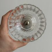 Coupe en verre épais sur pied métal