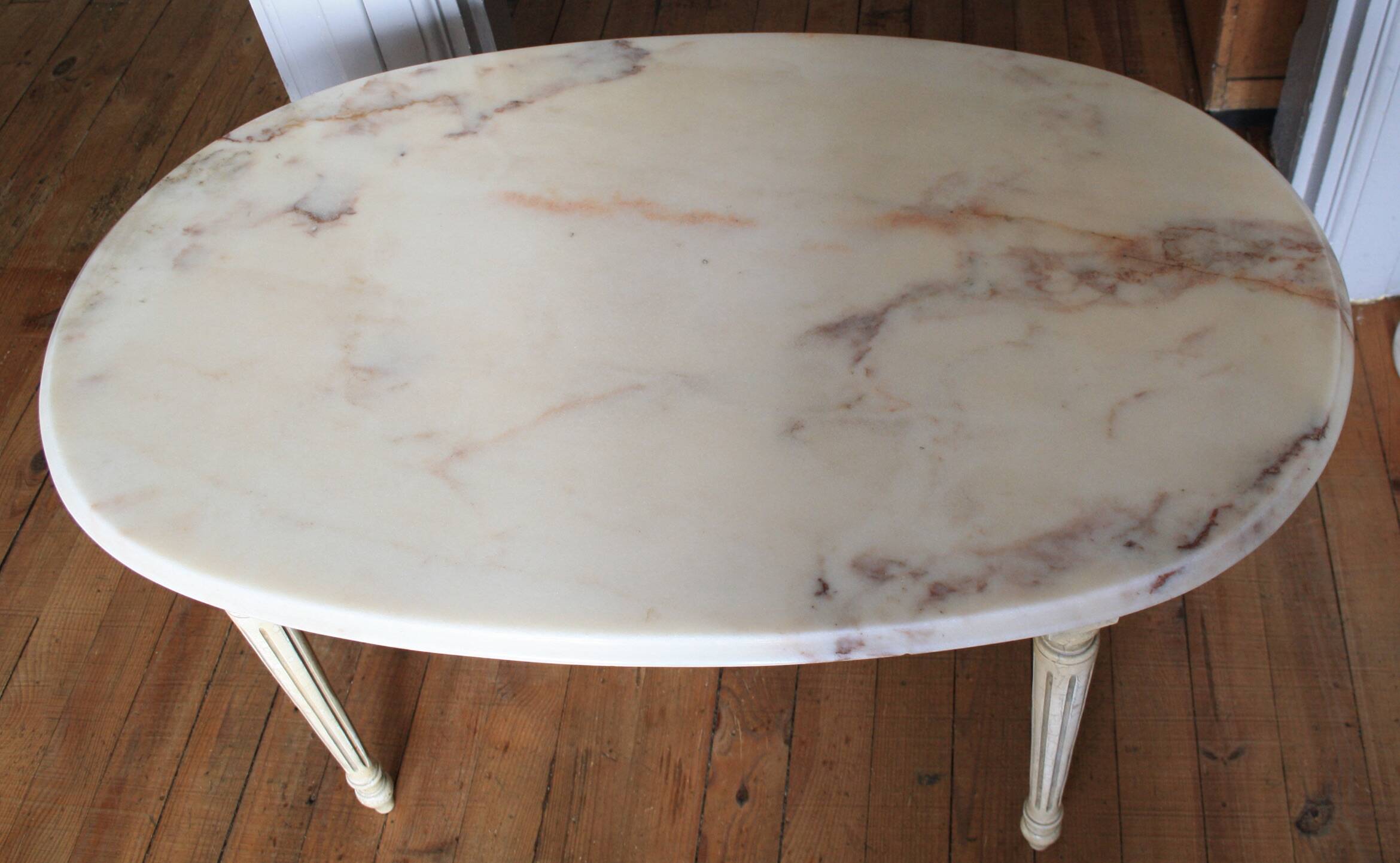 Table basse ovale marbre