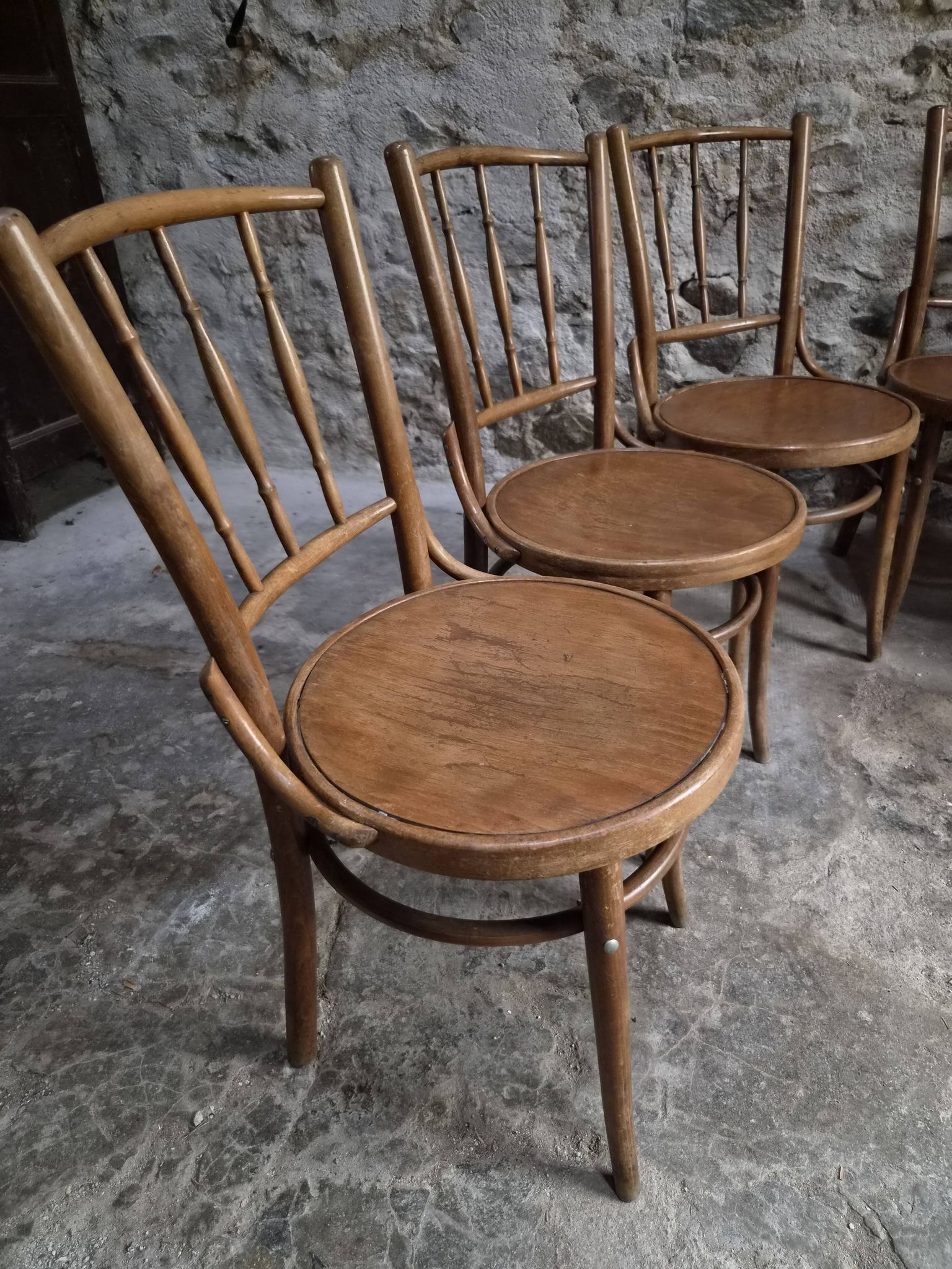Set of 6 Fischel bentwood bistro chairs, Czechoslovakia, circa 1930–1950.