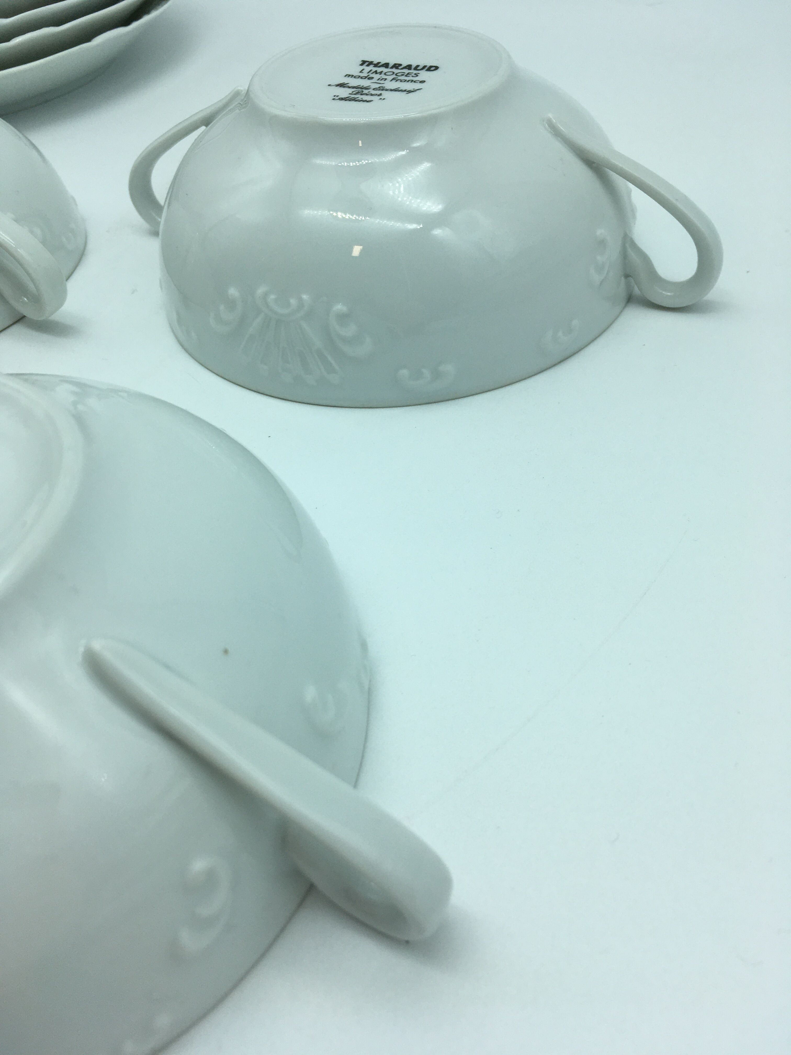 4 broth bowls in taraud limoges porcelain.