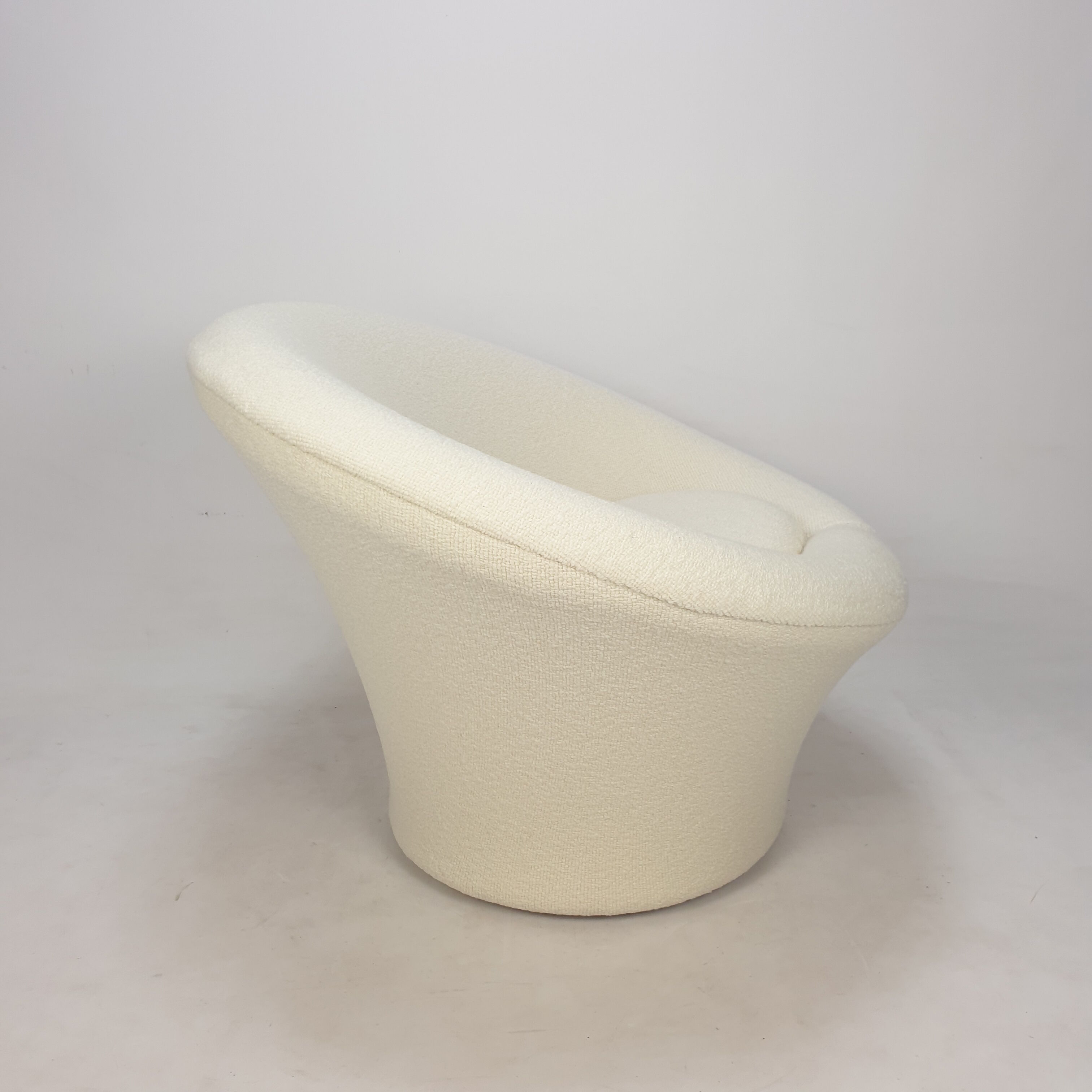 Mushroom Armchair by Pierre Paulin for Artifort