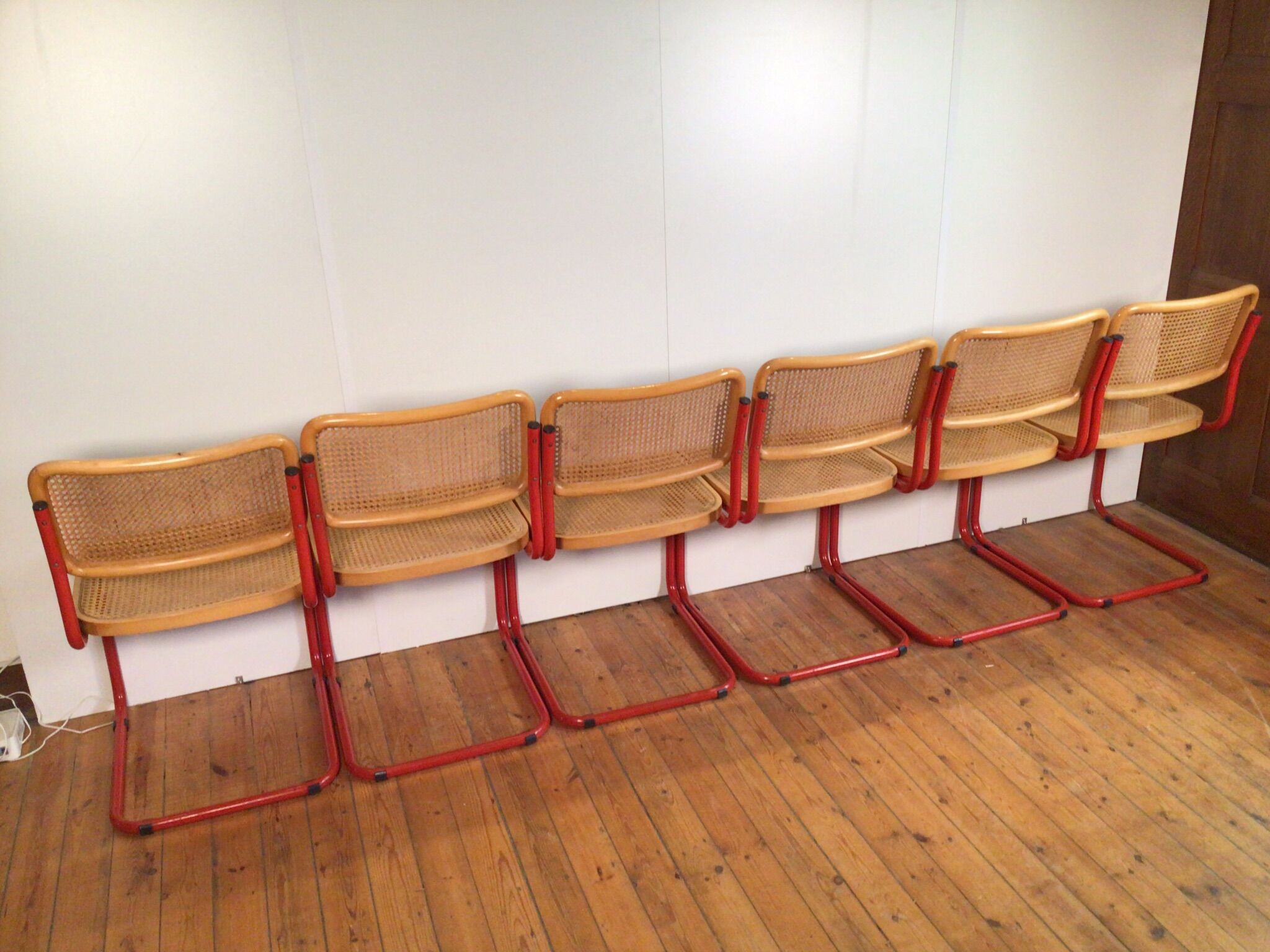 Set of 6 style dining chairs