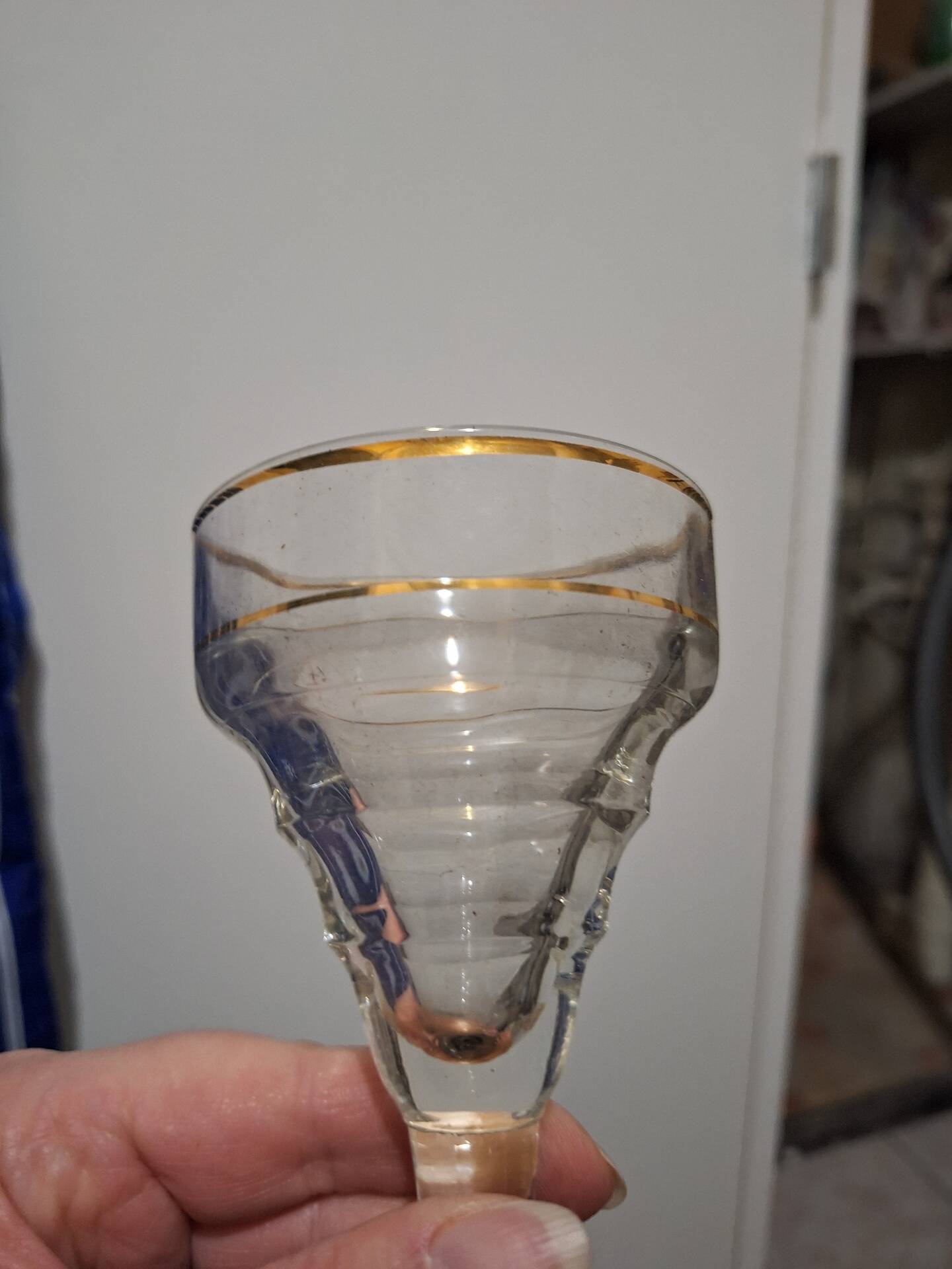 Set of 4 vintage bistro glasses with gold rim, year 19