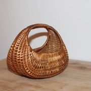 Petit panier vintage en osier tressé – Anse intégrée – Vannerie rétro