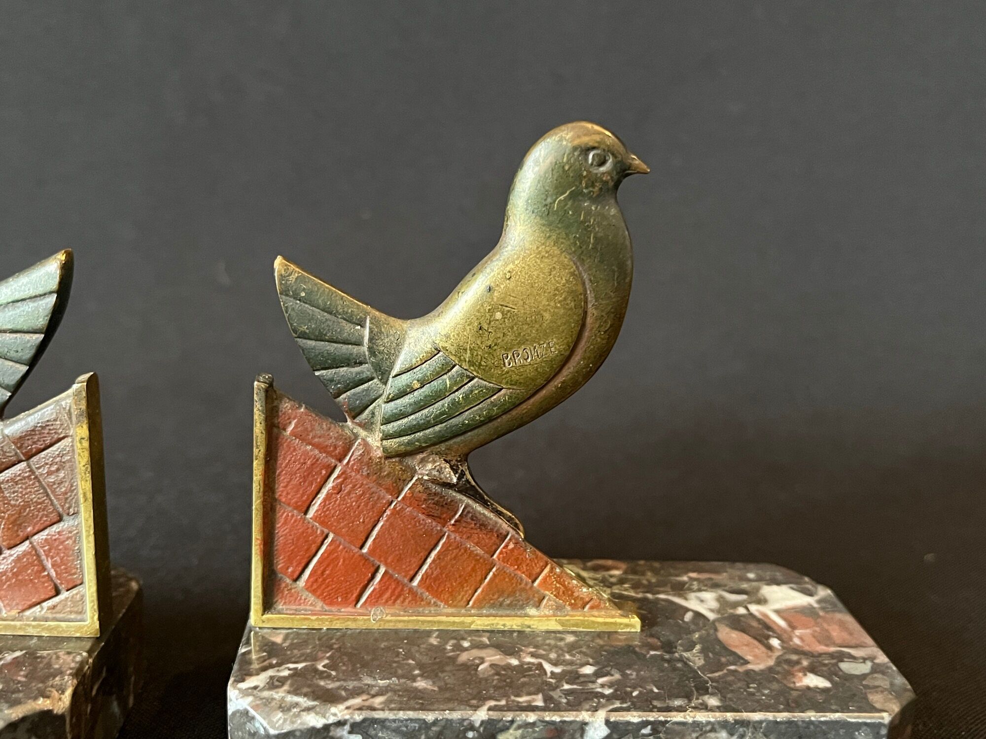 Pair of art deco bronze bookends pigeons dove marble