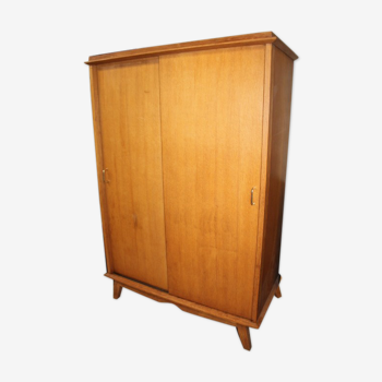 Armoire vintage