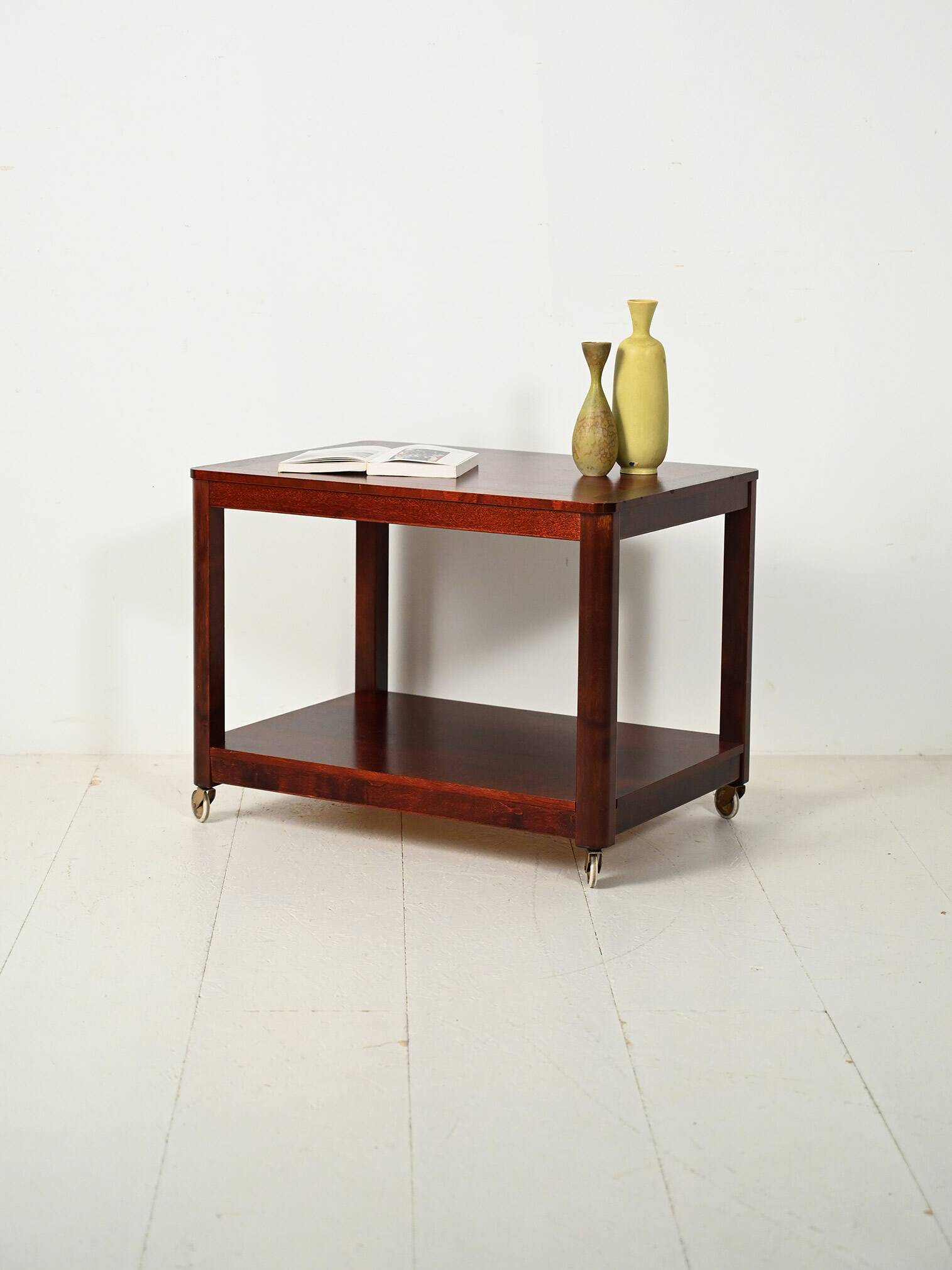 Desserte « Collection Stockholm » de Tomas Jelinek et Karin Mobring