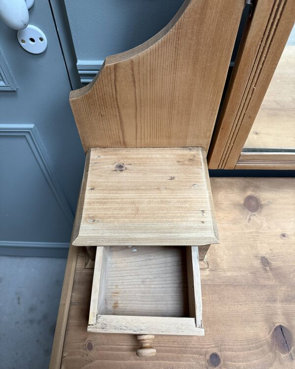 Commode anglaise coiffeuse (rénovée)