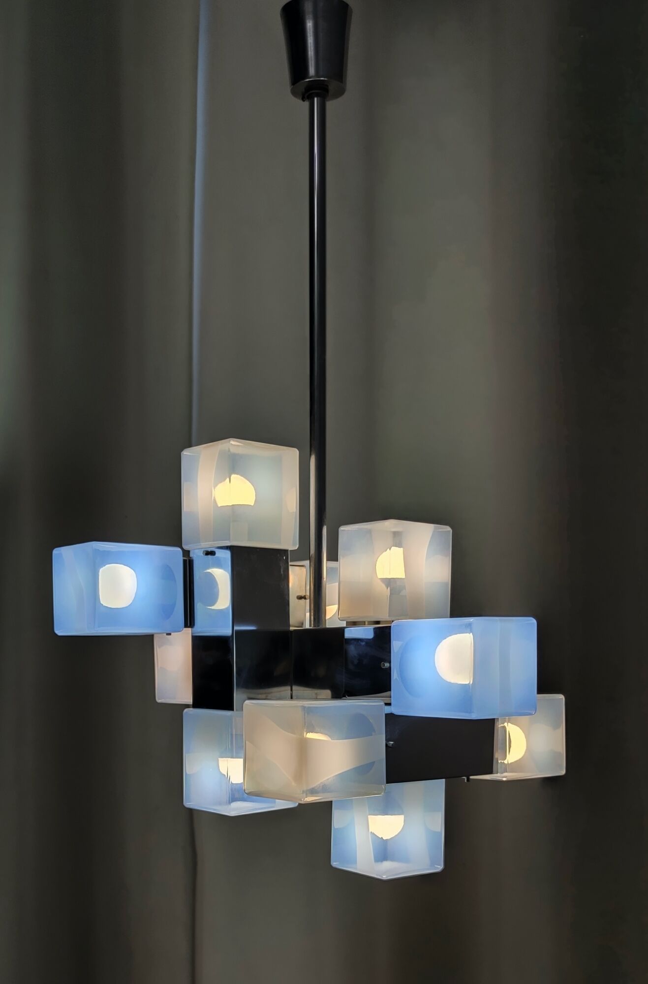 Ten-Light Mid-Century Modern Murano Glass Chandelier by Carlo Nason for Mazzega