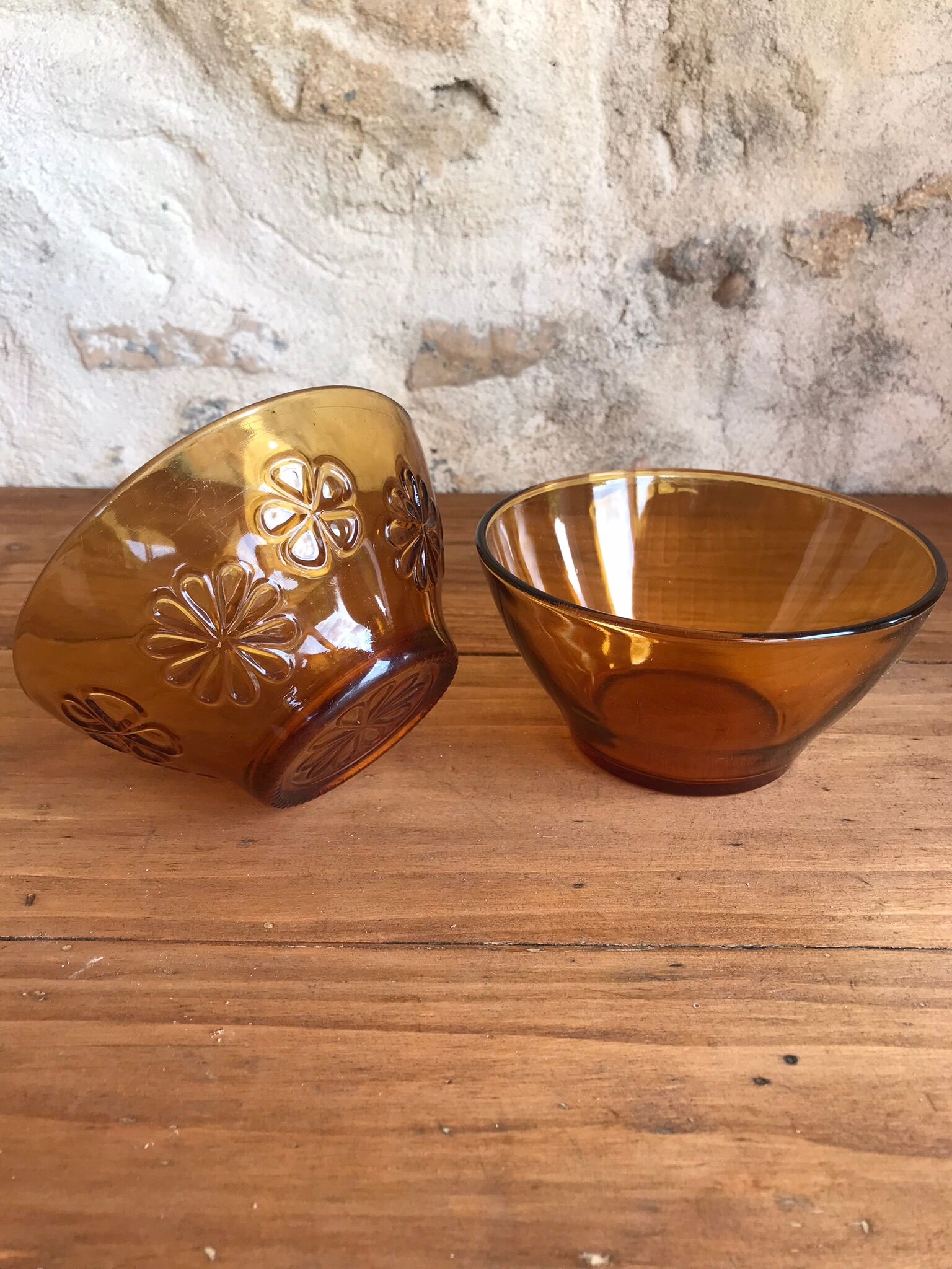 Duo de bols en verre ambré
