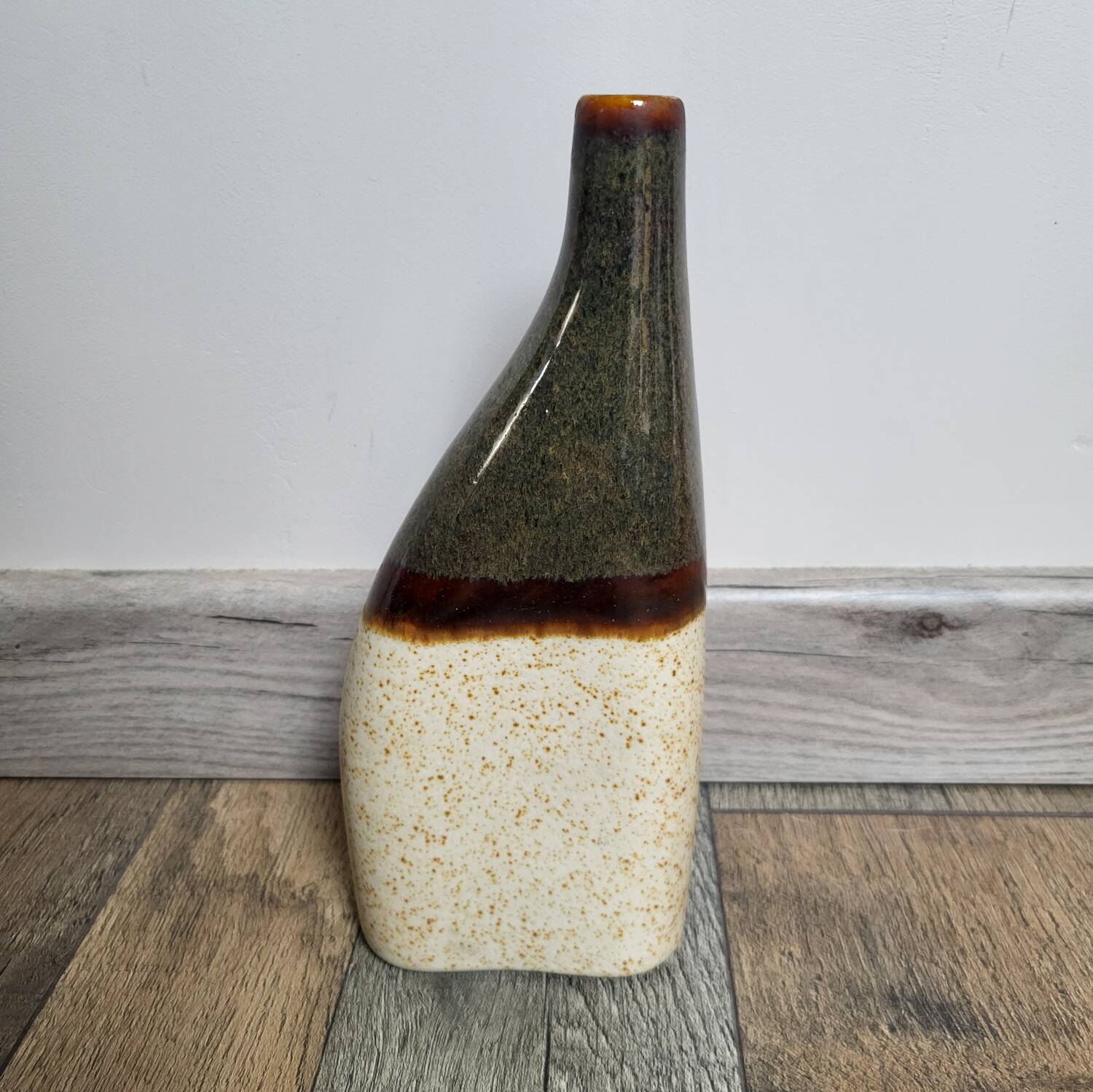Ceramic Soliflore Vase / Finland / JM Studio