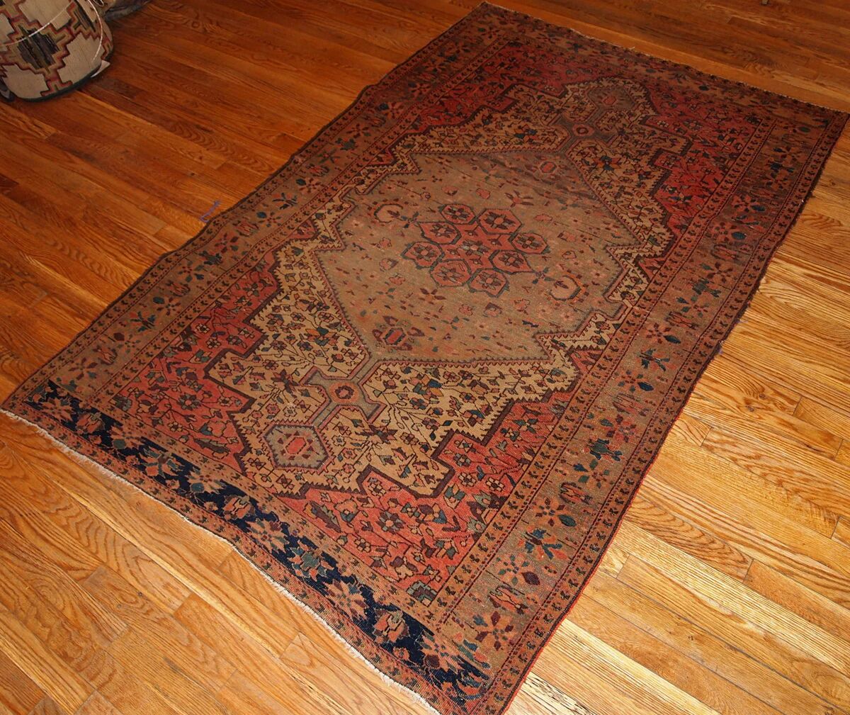 Handmade antique Persian Farahan rug 131cm x 204cm 1910s - 1B153
