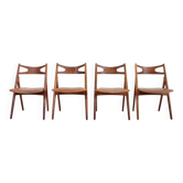 Ensemble de 4 chaises en chêne modèle Sawbuck CH29 de Hans Wegner par Carl Hansen et Son.