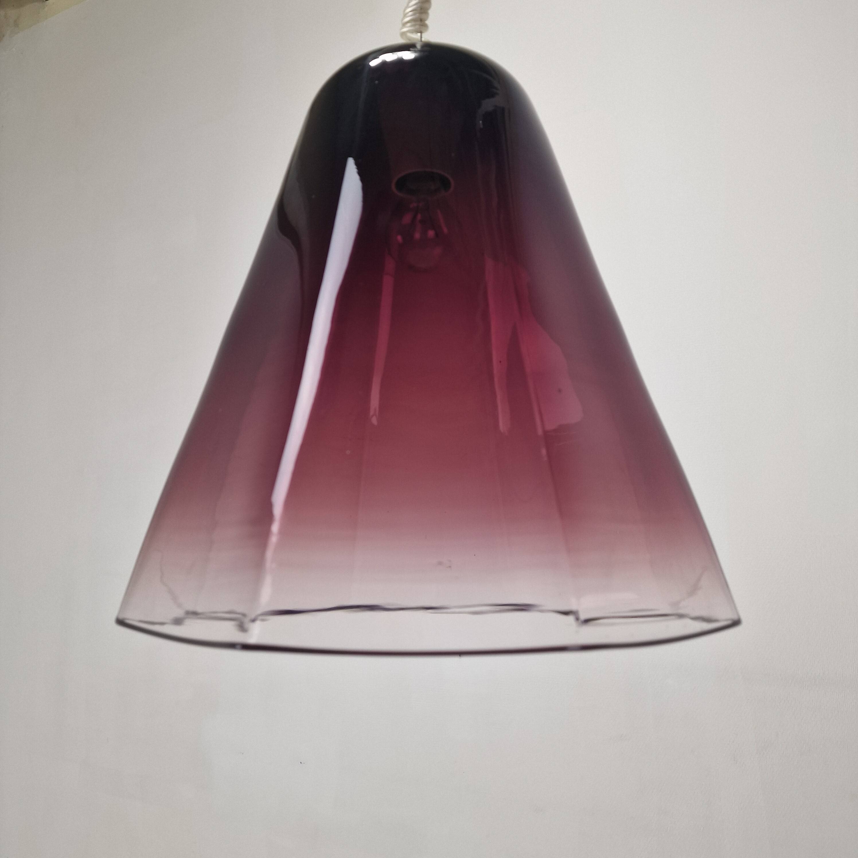 Italian Elegance – Leucos Pendant Light with Transparent Purple Murano Glas