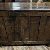 Louis XIII period Burgundy buffet in solid oak and walnut circa 1700